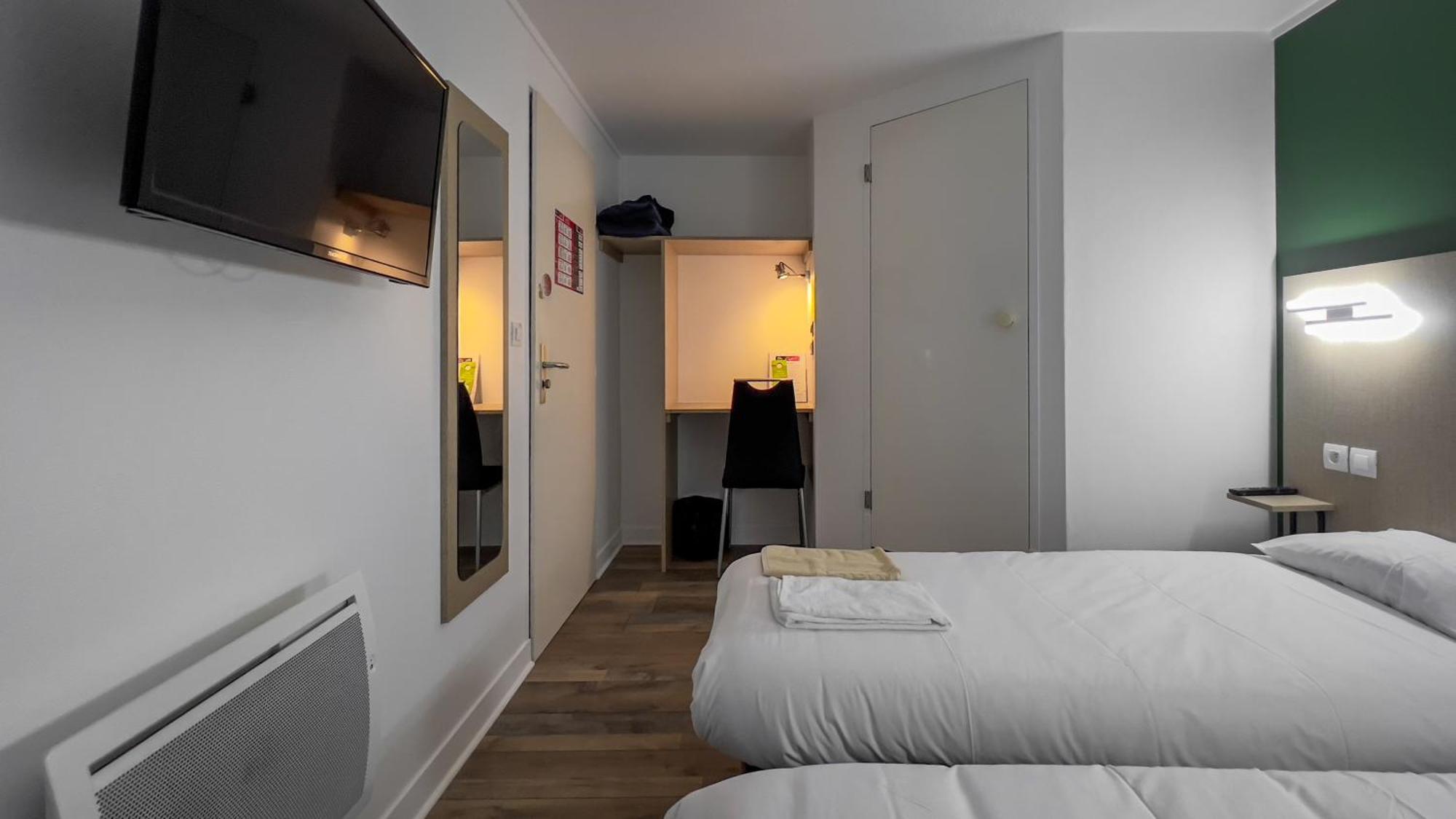 סן-סטורנה Fasthotel Le Mans Nord Fh Confort מראה חיצוני תמונה