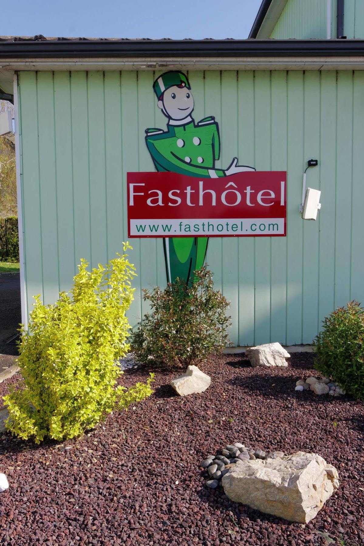 סן-סטורנה Fasthotel Le Mans Nord Fh Confort מראה חיצוני תמונה